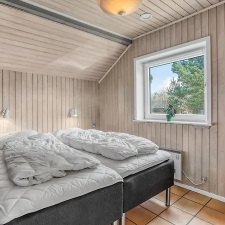 Nyaraló Julianehab Romo Vi *