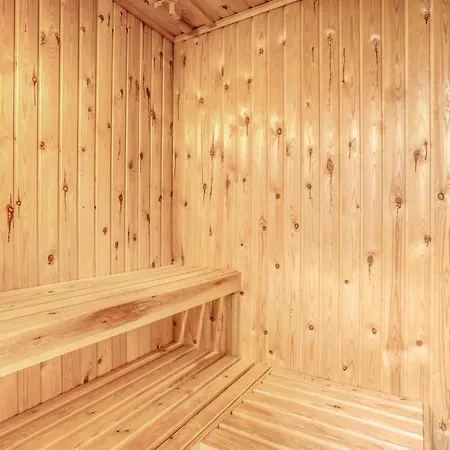 Nyaraló Julianehab Romo Vi